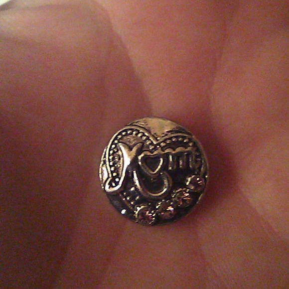 NWOT/SNAP BRACELET W/H 2 SNAPS - Picture 6 of 12